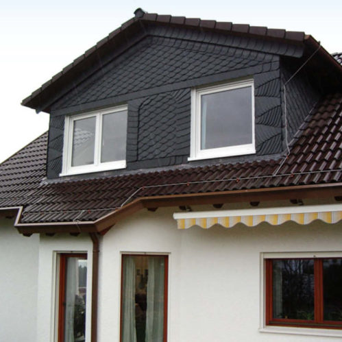 Große, moderne Dachgaube